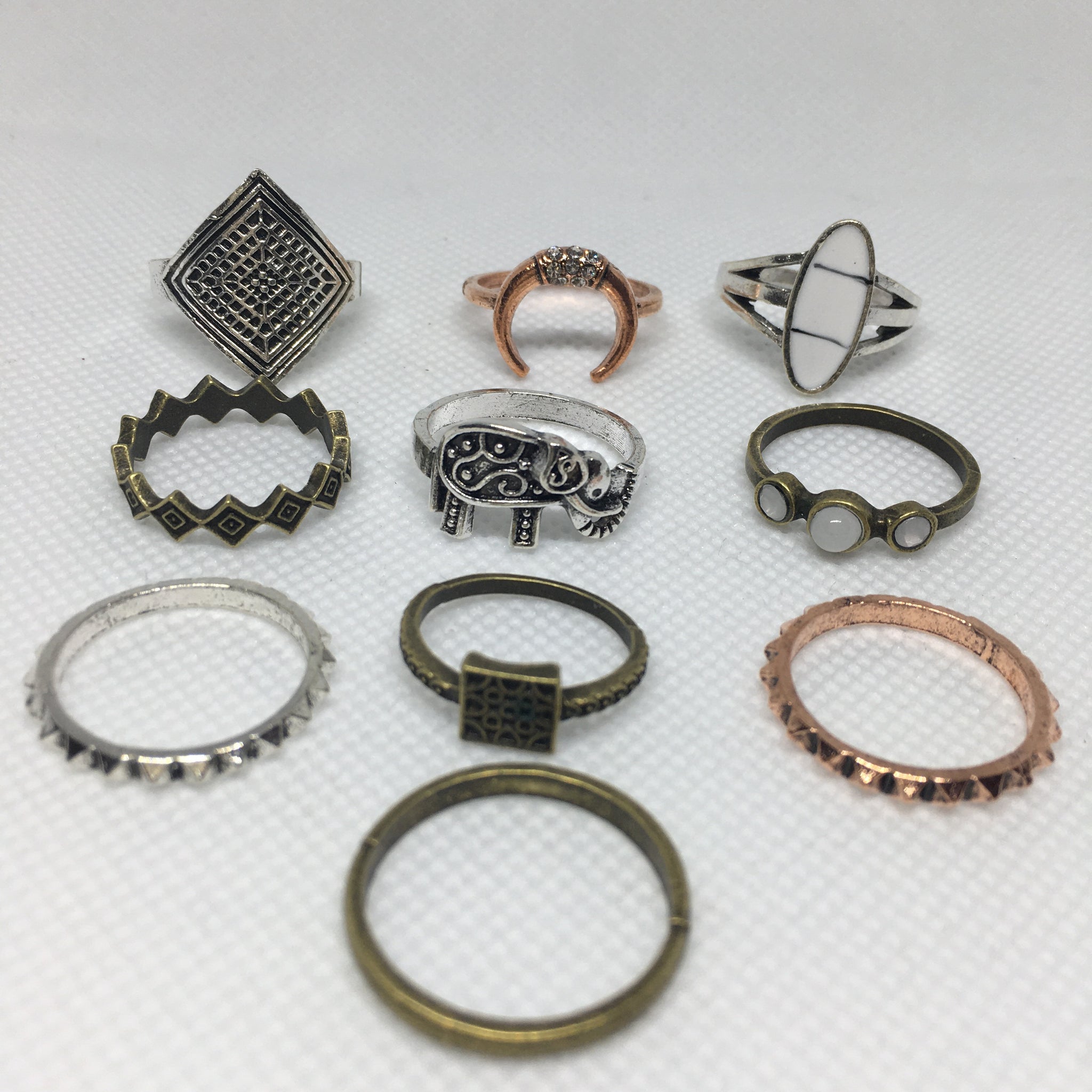 Hippie 2025 ring set